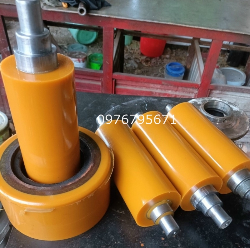 Gia công trục Pu Cốt Thép phi 57 ép khẩu trang