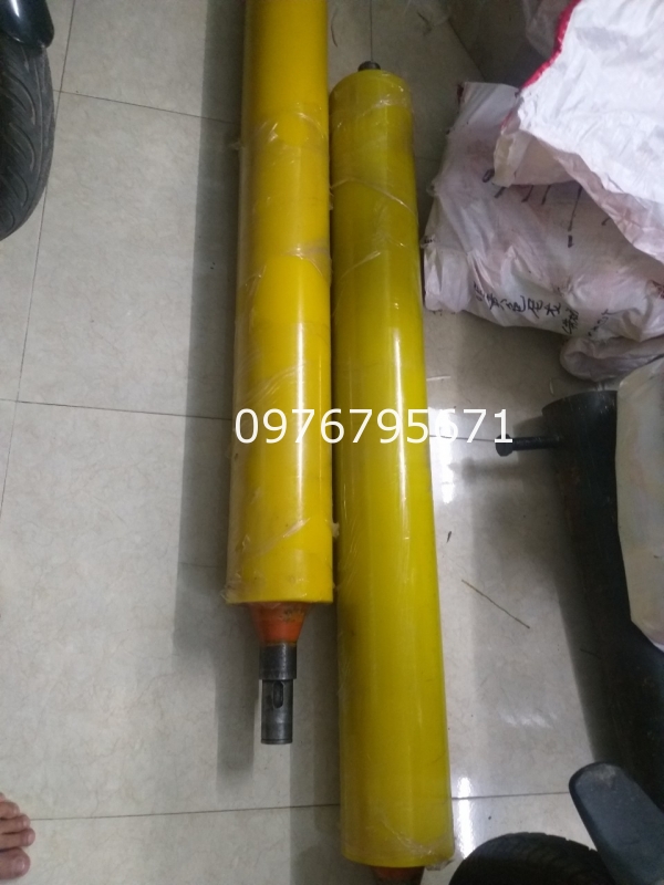 Gia công Trục Pu thép  máy cán tôn phi 160mm dài 1600mm