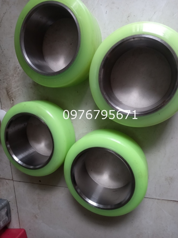 Xe nâng điện TOYOTA 6FBR10 bánh tải 254x120x158mm