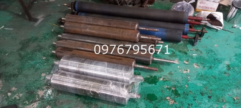 Cty Sản xuất TRUNG ĐẠT sản xuất cao su cốt th&eacute;p phi 200 d&agrave;i 1600mm cốt 45
