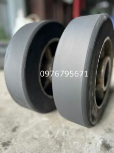 Con lăn cao su bánh xe chịu lực cao su 300x60mm