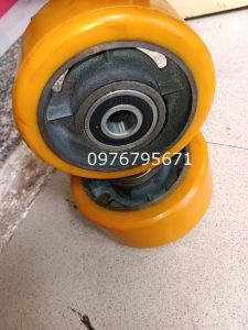 xe n&acirc;ng điện Nobelift b&aacute;nh c&acirc;n bằng Pu 130x55x52