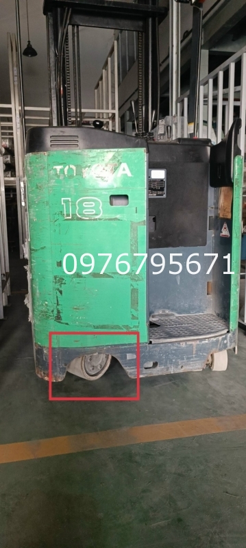 Xe nâng điện TOYOTA F7 bánh lái xe nâng điện 330x145mm