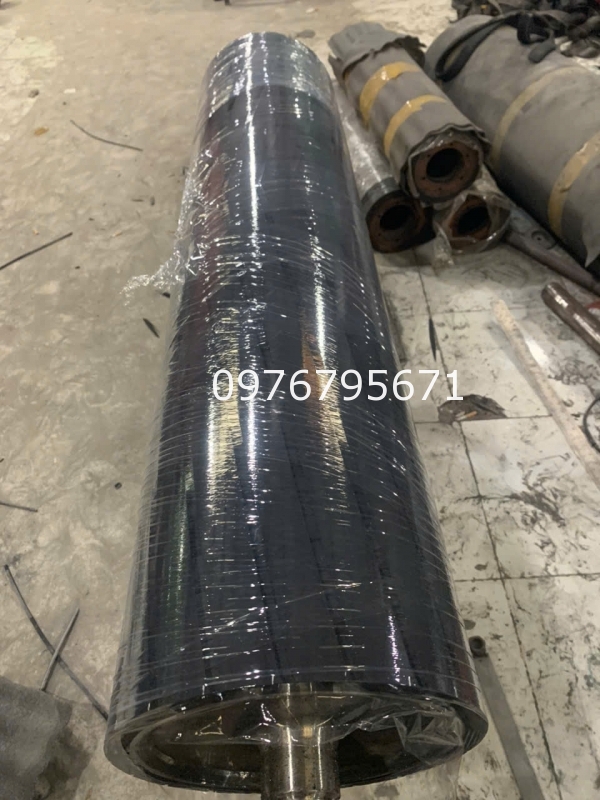 Gia công bọc truc cao su 245x1060mm xẻ rảnh