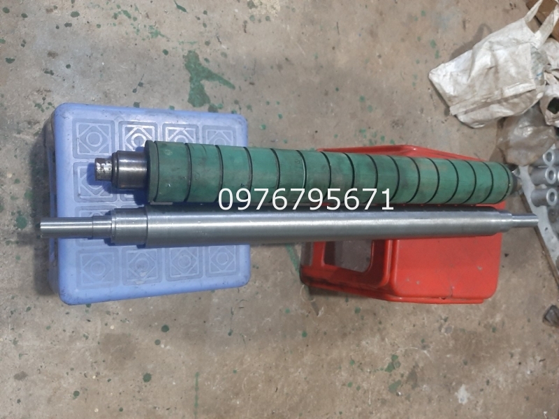 Bọc Trục cao su Gia côngTrục Cao su Thép
